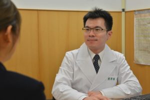 30歲男冒痘流膿多年 竟是罕見的化膿性汗腺炎