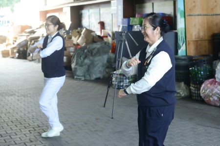 20241128溫馨關懷道感恩 歲末傳愛送祝福