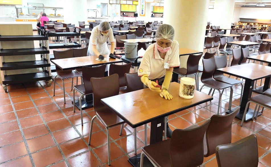 加強B1美食街用餐區清潔