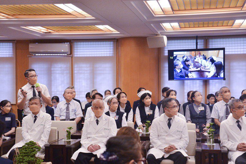 20250625 21醫療人文縮影 職志譜寫感動篇章