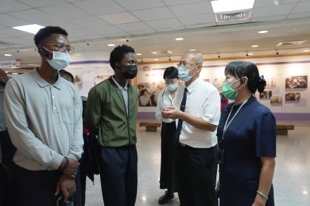 七國慈大獎助生參訪台北慈院 認識醫療志業特有人文 20250821 3