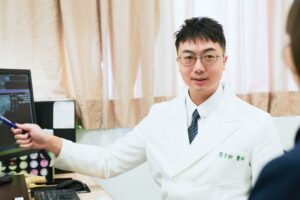 Read more about the article 養好骨本防骨鬆 藥物與生活並進改善