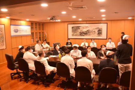 人文與科技並進 同心共創卓越醫療封面 20251116 21