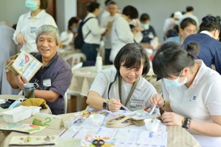 生命雖有盡落時 醫病長情依猶在 20251108 15