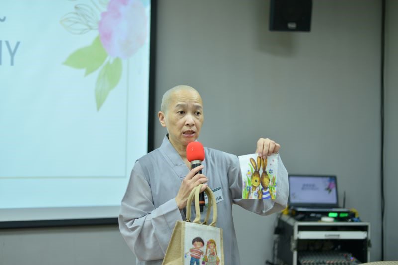 生命雖有盡落時 醫病長情依猶在 20251108 5