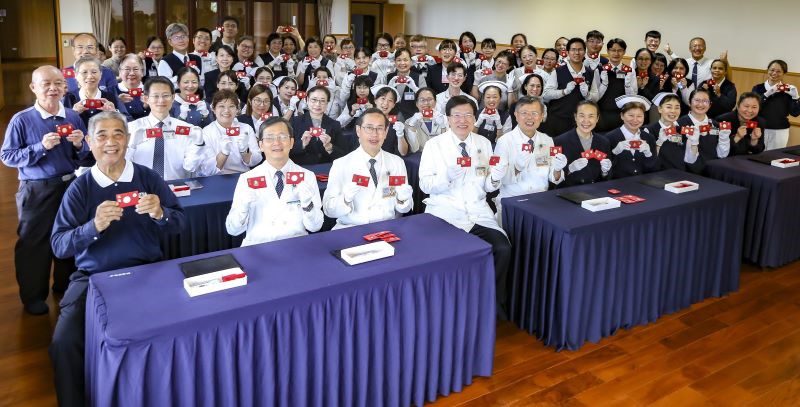 福慧紅包暖歲末 以手傳心結善緣 20251110 1