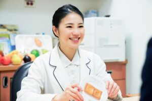 Read more about the article 乳癌病友怎麼吃 營養師提供分期營養照護建議