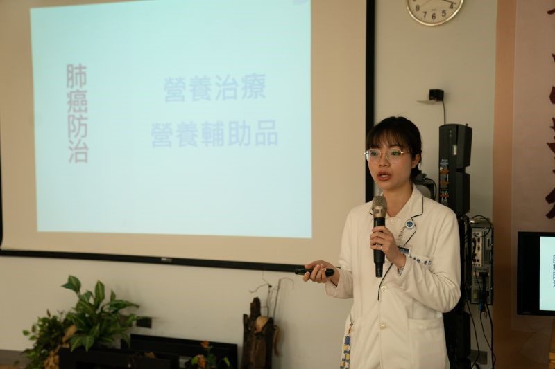 以專業與愛相伴 辦理肺癌病友會 20251202 4 以專業與愛相伴 辦理肺癌病友會 20251202 4