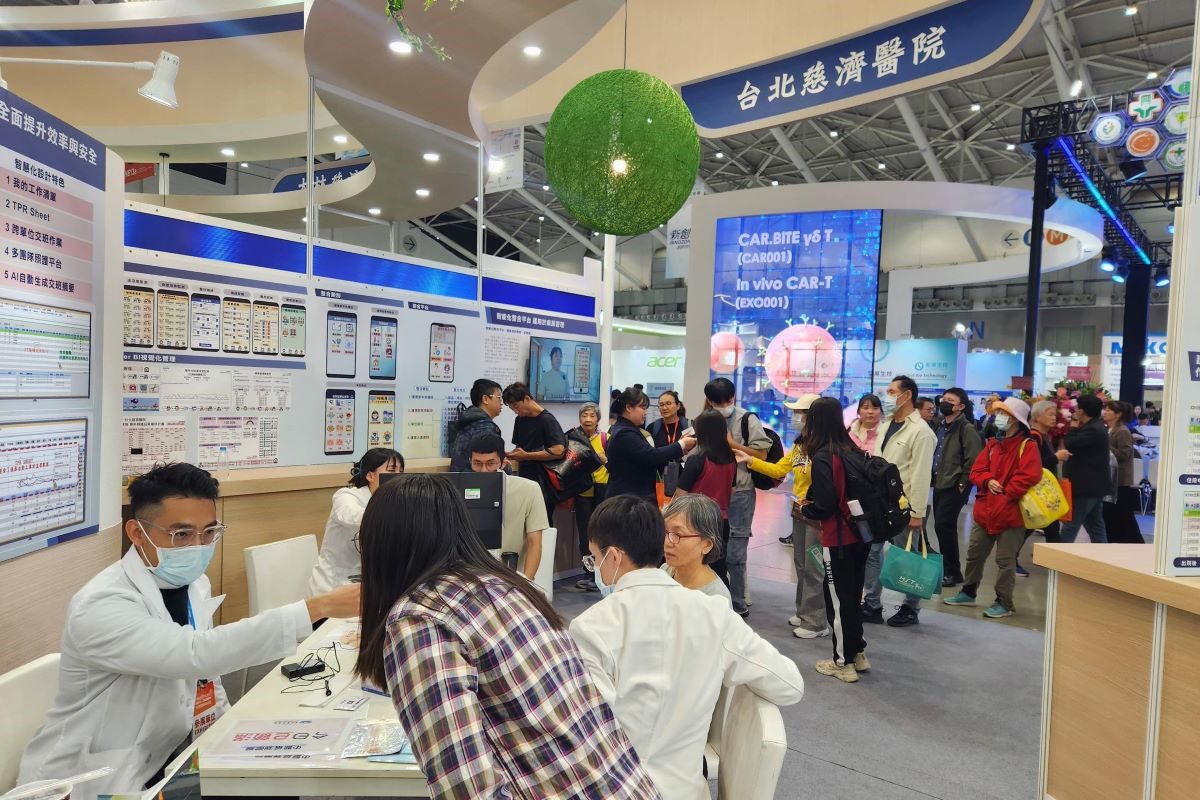 北慈亮相醫療科技展 專業知識x智慧科技展亮點 20251204 5 北慈亮相醫療科技展 專業知識x智慧科技展亮點 20251204 5
