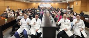 Read more about the article 醫病交流見曙光 抗癌道路不孤單