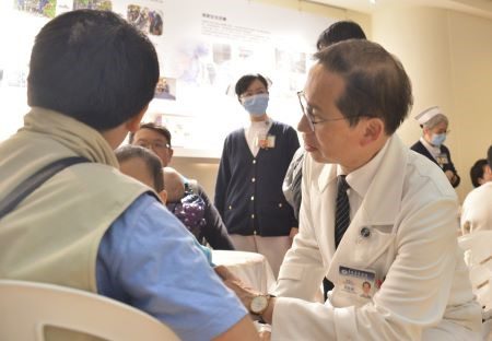 寒冬送暖進社區　義診發放傳遞愛 20260131 13