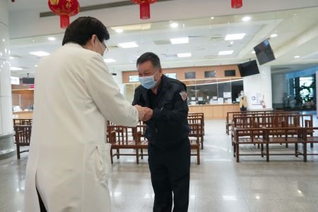 春節醫療不停歇　送到崗位上的祝福 20260216 12