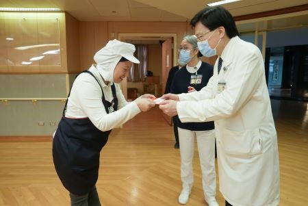 春節醫療不停歇　送到崗位上的祝福 20260216 8