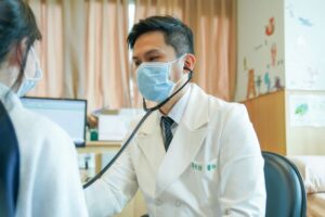 Read more about the article 兒童血便不只是便秘 大腸鏡微創手術切除息肉