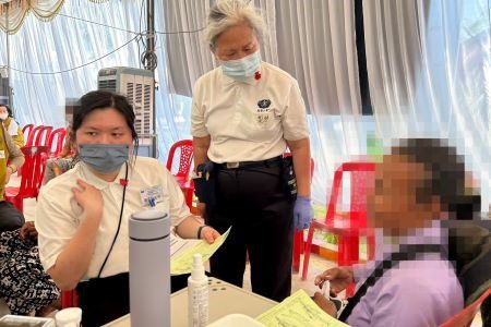 跨國義診見苦知福 人醫團隊深入柬國送暖 20260330 13