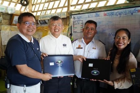 跨國義診見苦知福 人醫團隊深入柬國送暖 20260330 3