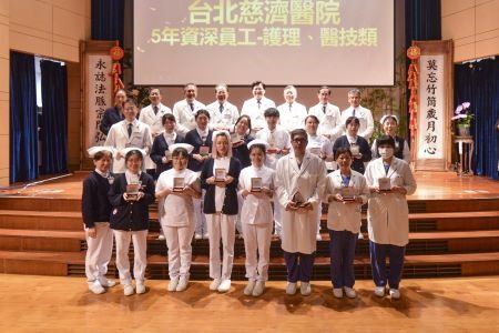 北慈歡度二十一周年 典禮表彰資深優良典範 20260511 9 北慈歡度二十一周年 典禮表彰資深優良典範 20260511 9