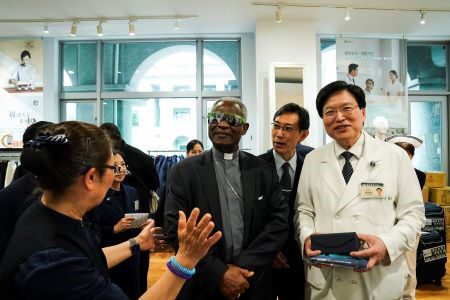 梵蒂岡樞機主教半日巡禮 感受台北慈院醫療人文 20260513 12 梵蒂岡樞機主教半日巡禮 感受台北慈院醫療人文 20260513 12