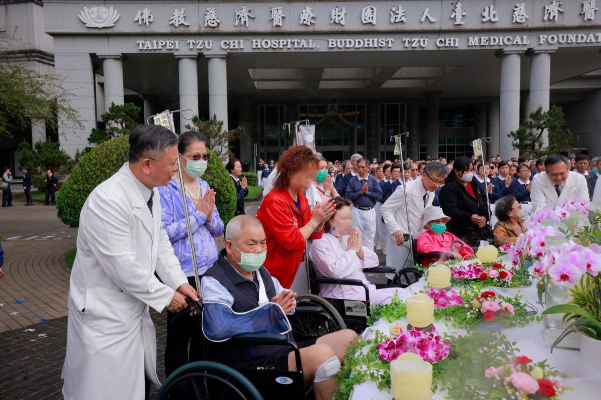 浴佛淨心聚善念 法水潤心共祈祥和 20260510 8