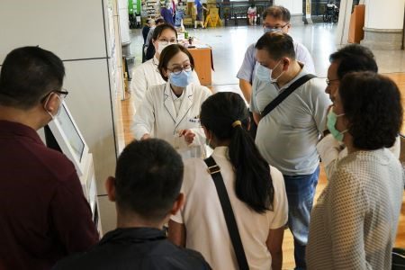 新北聯醫蒞院參訪 交流檢驗科自動化成果 20260604 5 新北聯醫蒞院參訪 交流檢驗科自動化成果 20260604 5