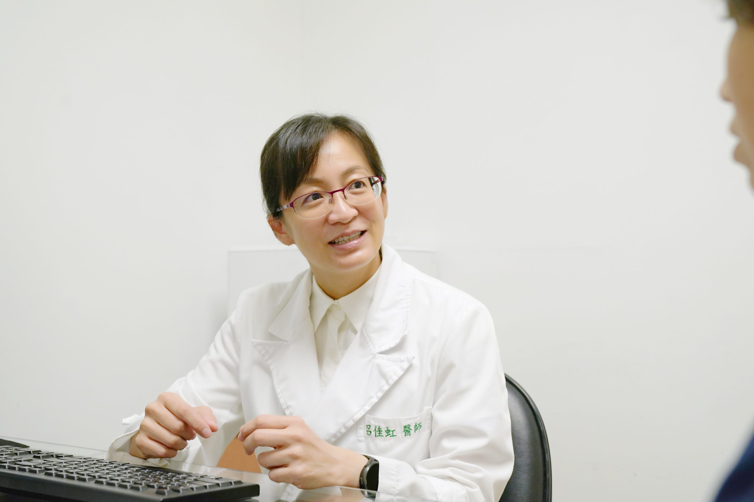拇指關節退化疼痛難擰瓶蓋 微細動脈栓塞止痛術助重拾手部功能 20260721 2