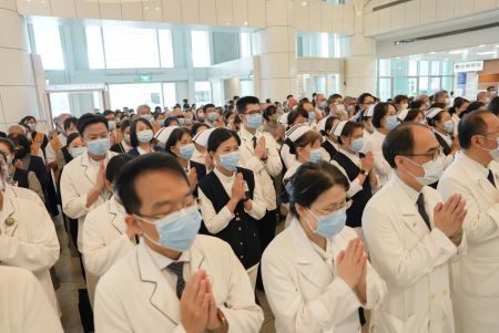 情繫佛國匯聚善念 虔誠祈願災難止息 20260828 12 情繫佛國匯聚善念 虔誠祈願災難止息 20260828 12