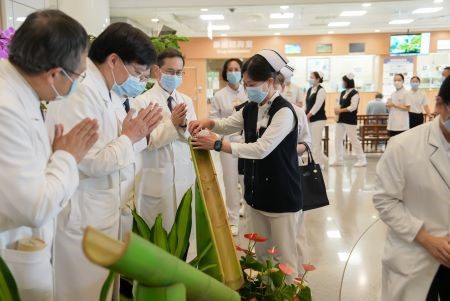 情繫佛國匯聚善念 虔誠祈願災難止息 20260828 6 情繫佛國匯聚善念 虔誠祈願災難止息 20260828 6