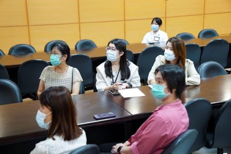 智慧巡房串起身心照護 桃園療養院參訪北慈臨床應用 20260917 4 智慧巡房串起身心照護 桃園療養院參訪北慈臨床應用 20260917 4