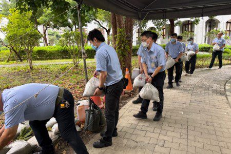 薔琵颱風逼近 北慈提前部署防颱整備 20261022 14 薔琵颱風逼近 北慈提前部署防颱整備 20261022 14